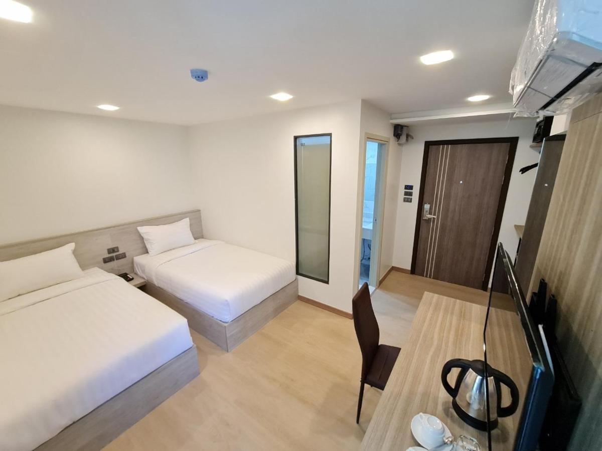 Thana Wisut Hotel Bangkok Exterior foto