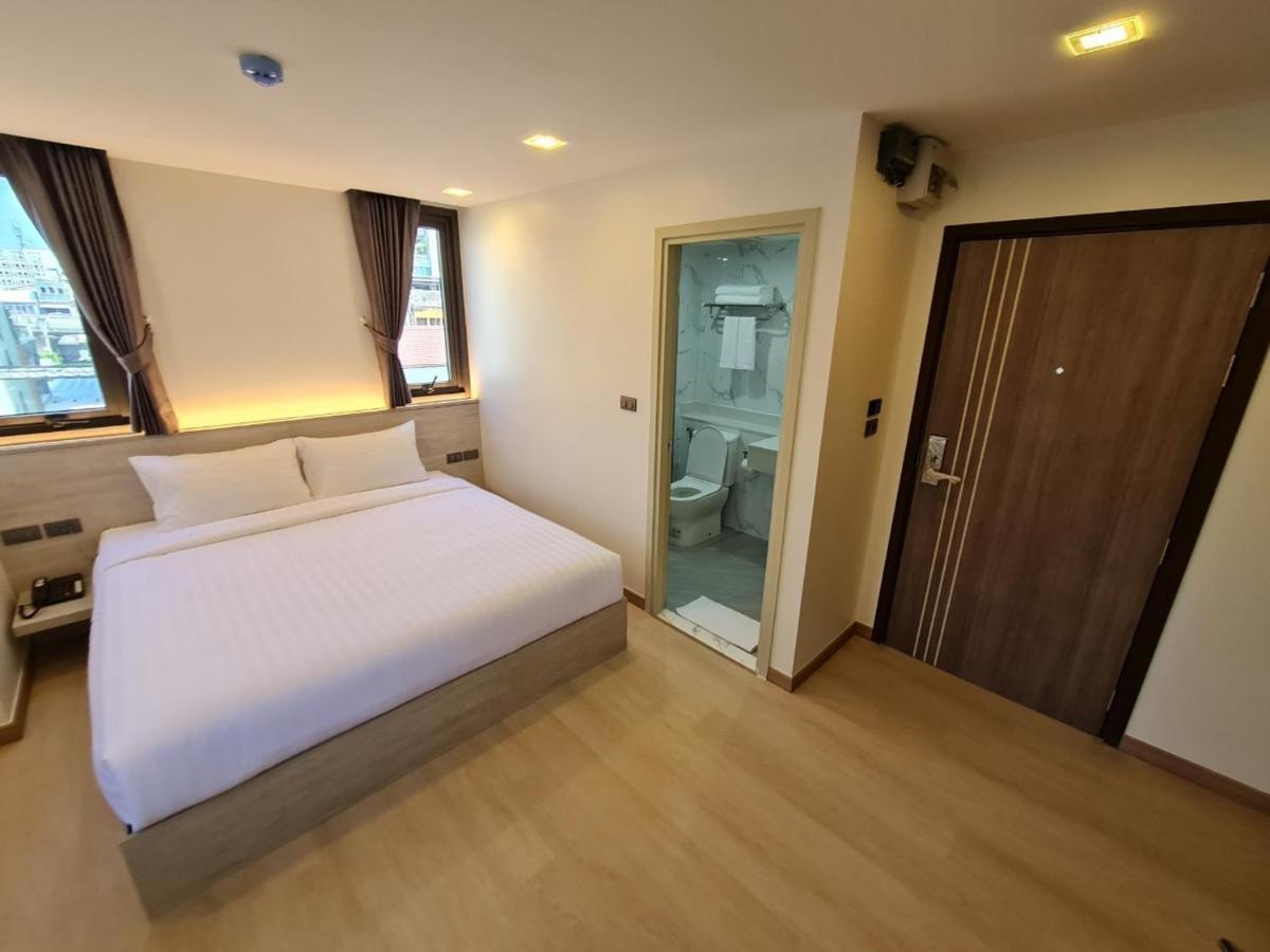 Thana Wisut Hotel Bangkok Exterior foto