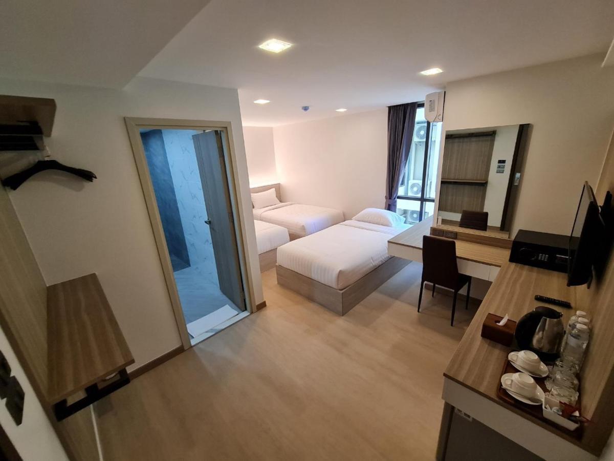 Thana Wisut Hotel Bangkok Exterior foto