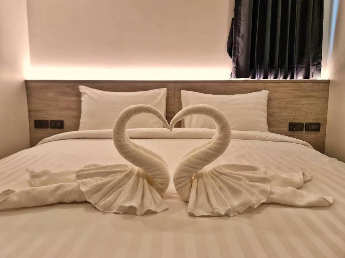 Thana Wisut Hotel Bangkok Exterior foto