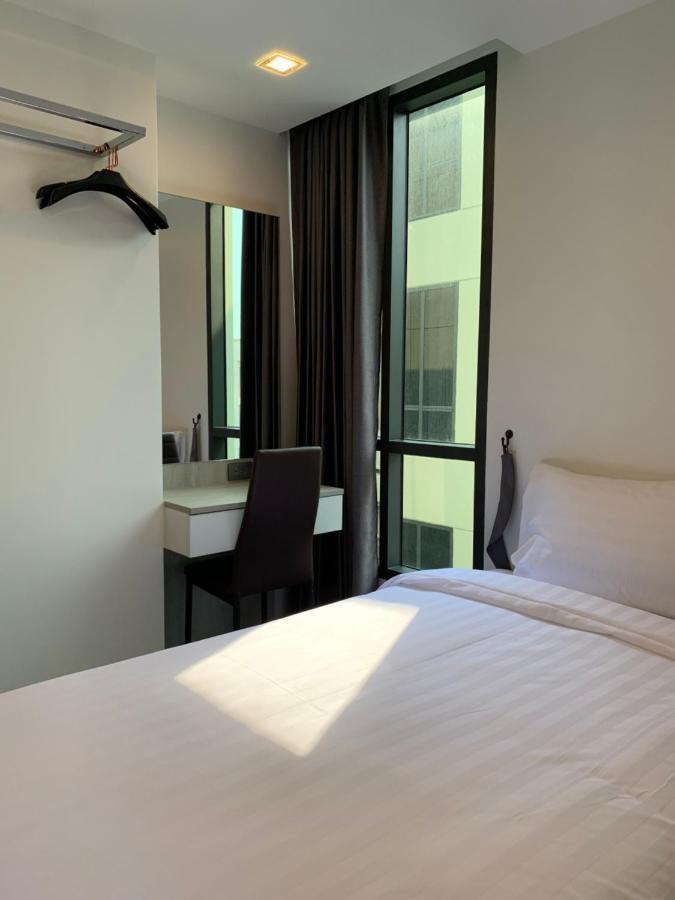 Thana Wisut Hotel Bangkok Exterior foto